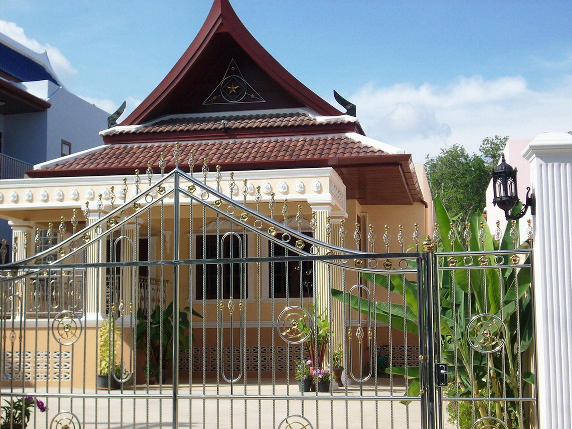 Majestic Villas Phuket Rawai Екстериор снимка